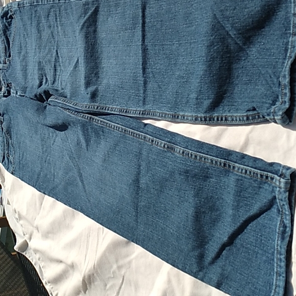 NWT Men's Lee blue jeans  size 35 x 32 *** - Picture 3 of 9